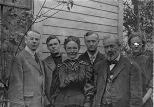 Randell Family, Seattle WA

Left to Right:
George Randell, Ralph Randell, Emma Randell, Frank Randell, Doc Randell, Laura Randell,